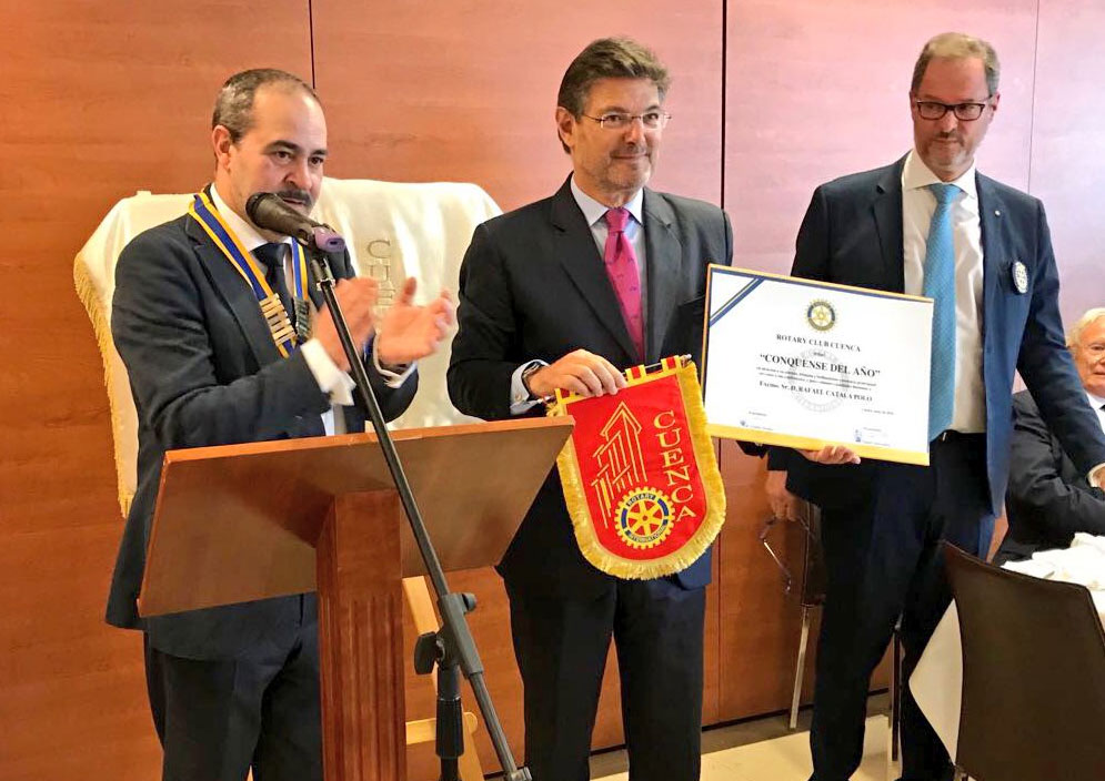 Catalá recibe el premio 'Conquense del Año' por el Rotary Club Cuenca