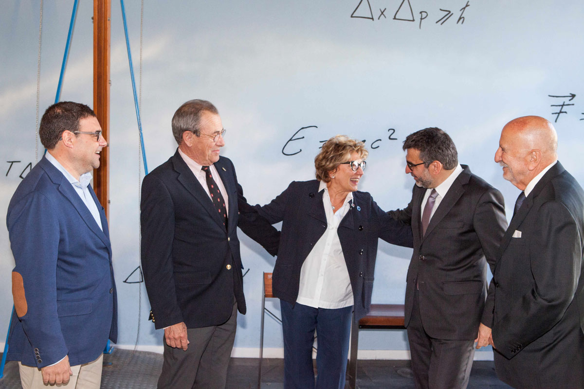 Agustín Ruiz, de Fundación ACE e investigador principal del proyecto; Víctor Grífols, Mercè Boada, Àngel Font y Lluís Tárraga.