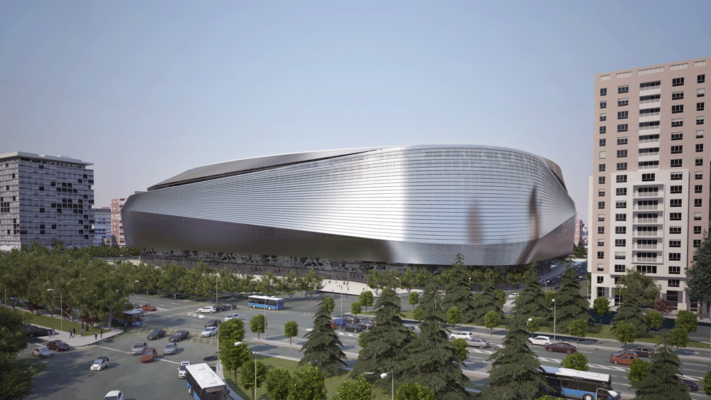 Fotografía facilitada por el Ayuntamiento de Madrid, del aspecto que tendrá el estadio Santiago Bernabéu tras su remodelación, que dará comienzo en 2017. 