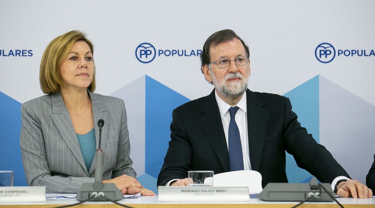 María Dolores de Cospedal junto a Mariano Rajoy en el órgano de dirección del Partido Popular