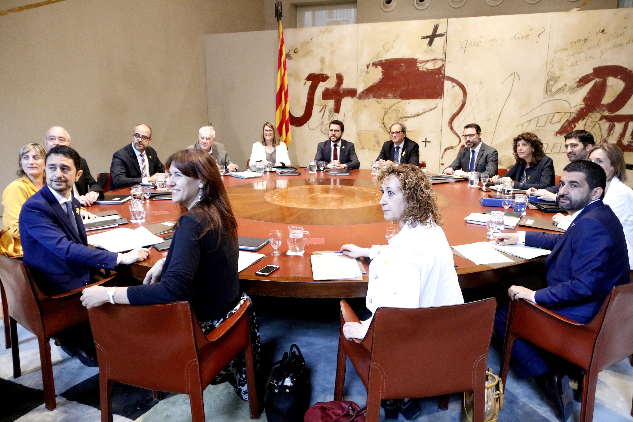 Reunión del primer Consell Executiu de la Generalitat tras el de la toma de posesión.