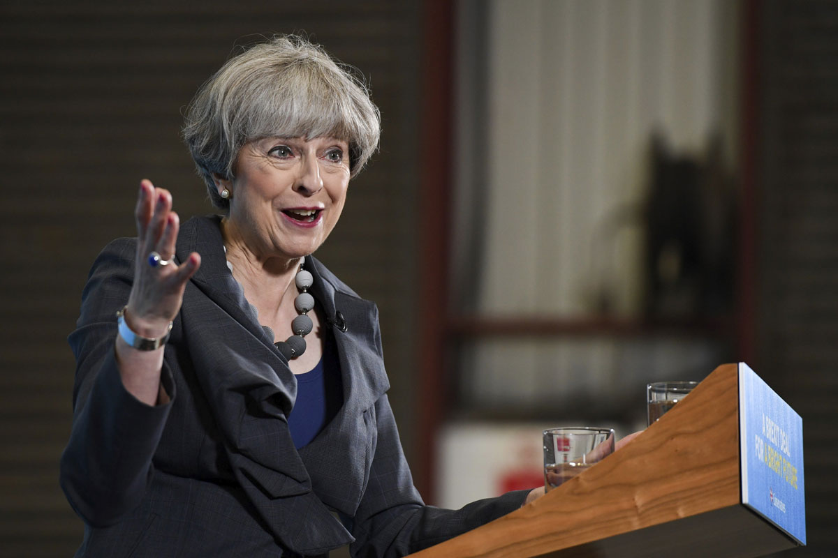 La primera ministra británica Theresa May durante un acto de su campaña electoral