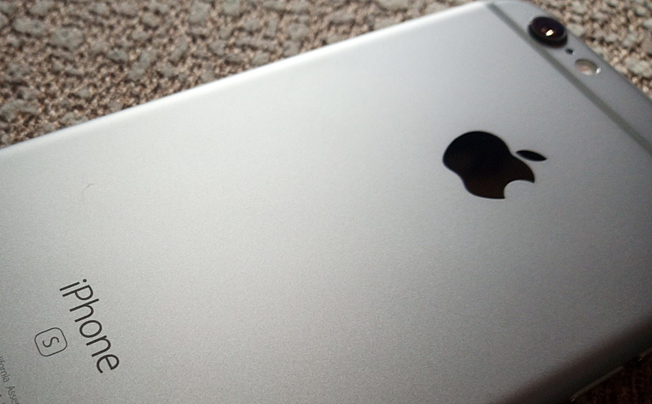 La empresa estadounidense Apple acaba de ser multada con unos 7 millones de euros por el 'error 53'.