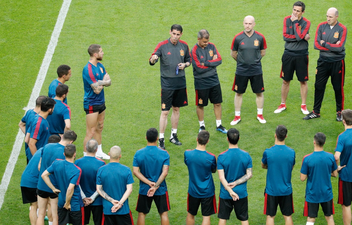 Los jugadores de España durante un entrenamiento en el Kazan Arena, en Kazán (Rusia)