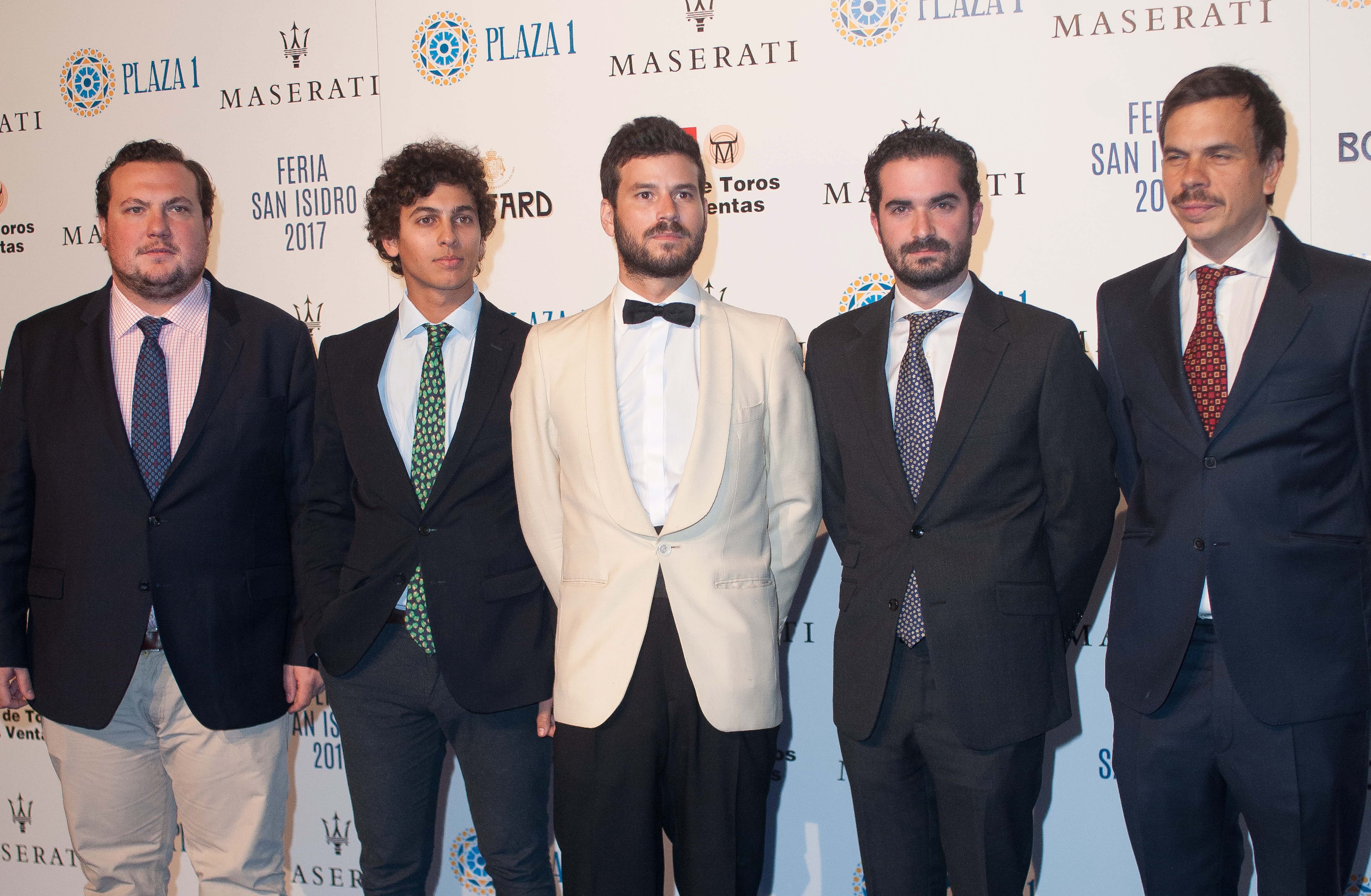 Willy Bárcenas (centro) junto a su grupo, "Taburete", en las ferias de San Isidro del año pasado