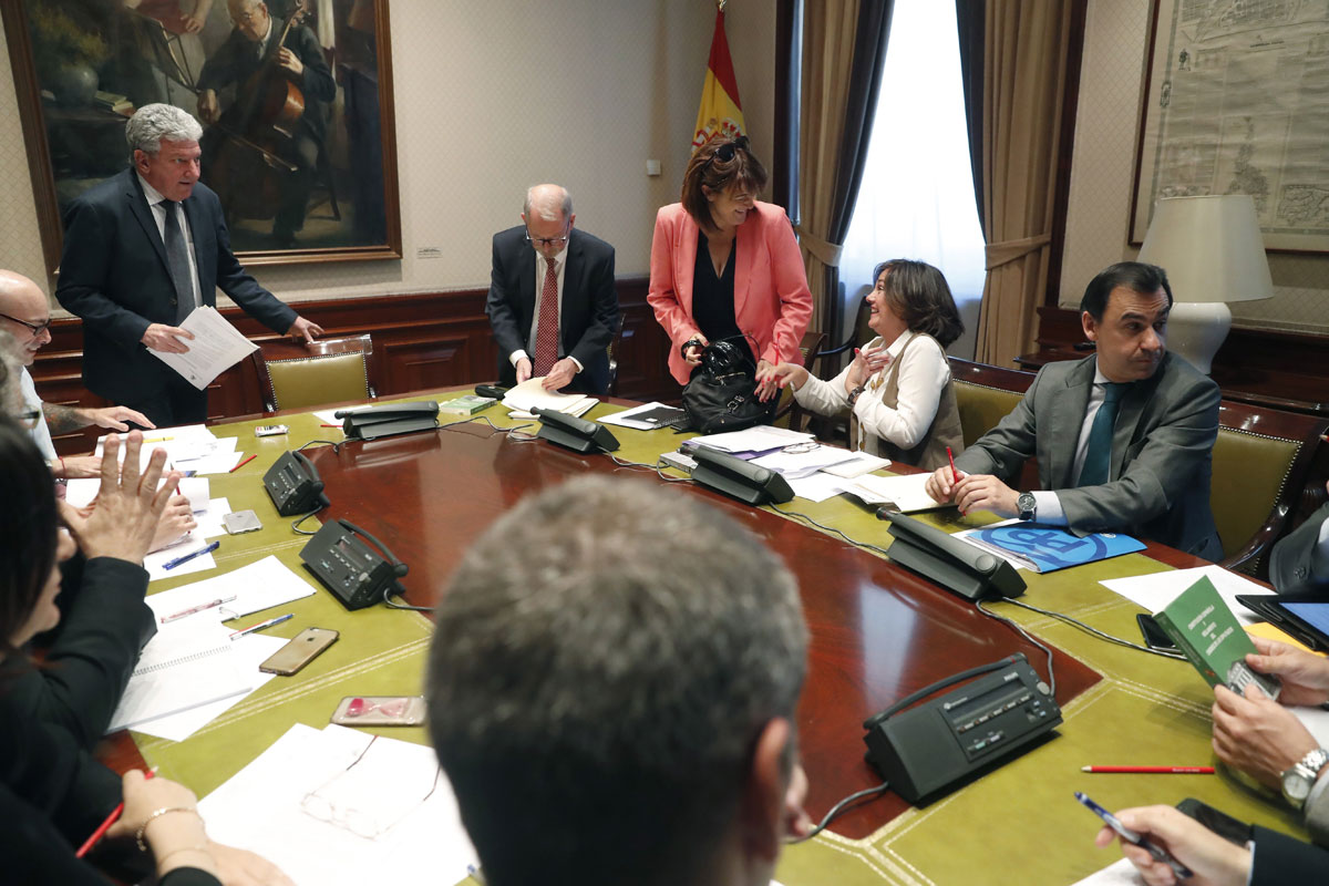 Reunión de la Mesa y los Portavoces de la Comisión de Investigación relativa a la presunta financiación ilegal del Partido Popular.