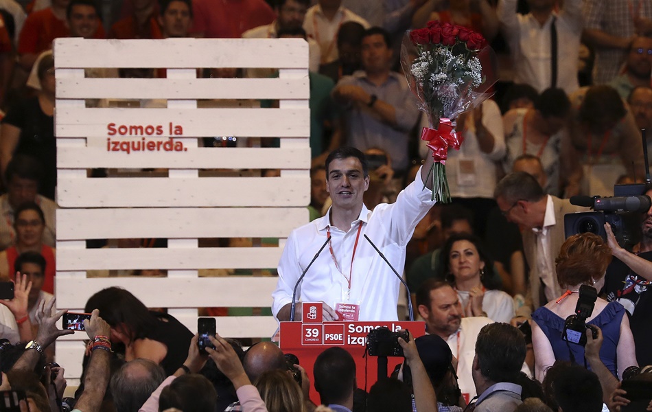 Pedro Sánchez, nuevo secretario general del PSOE, durante el acto de clausura del Congreso Federal del partido, celebrado en Madrid.