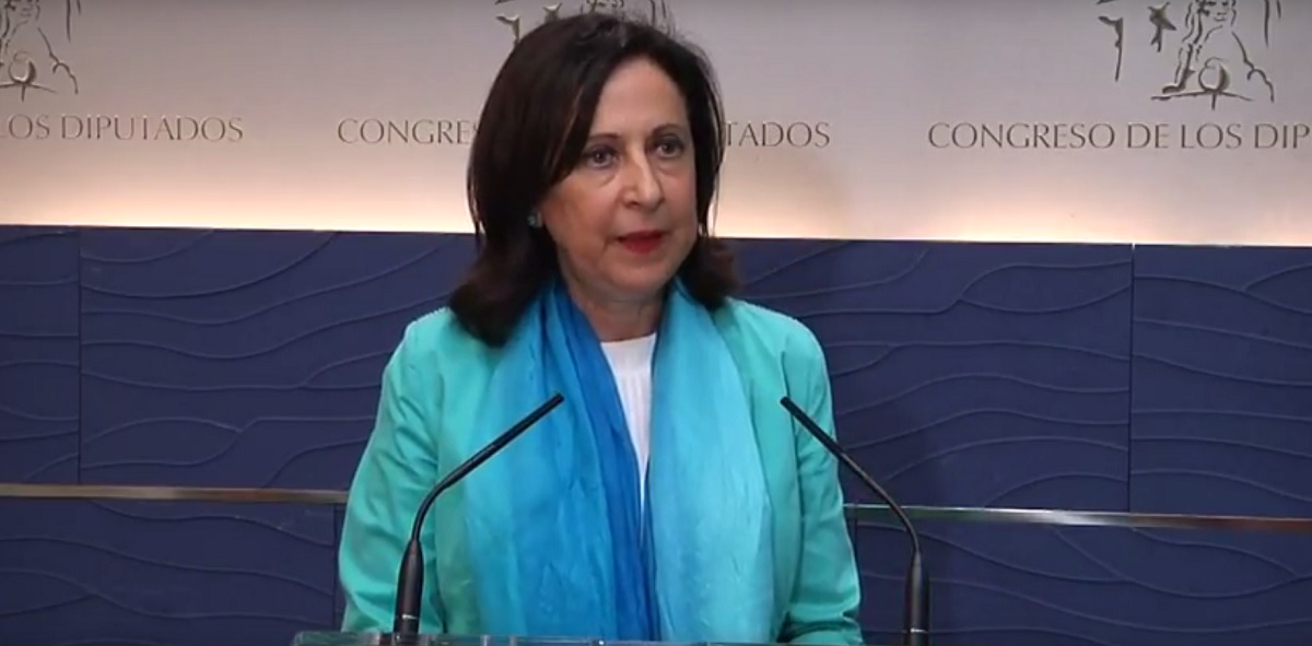 Margarita Robles durante la comparecencia tras la reunión entre Pedro Sánchez y Mariano Rajoy