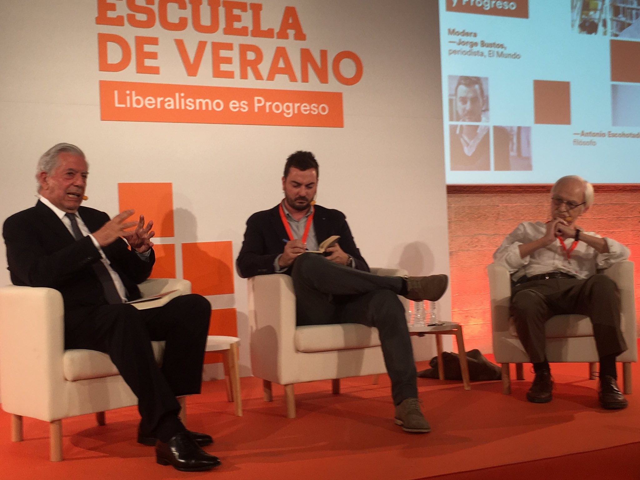 Escuela de verano: liberalismo es progreso 