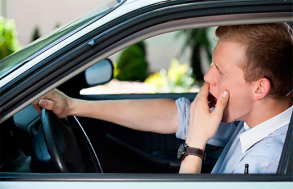 Más de la mitad de los conductores conducen con sueño