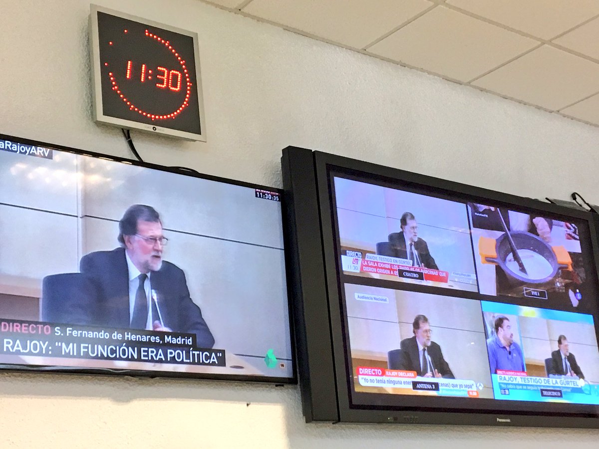 Mariano Rajoy en diferentes cadenas... menos en TVE