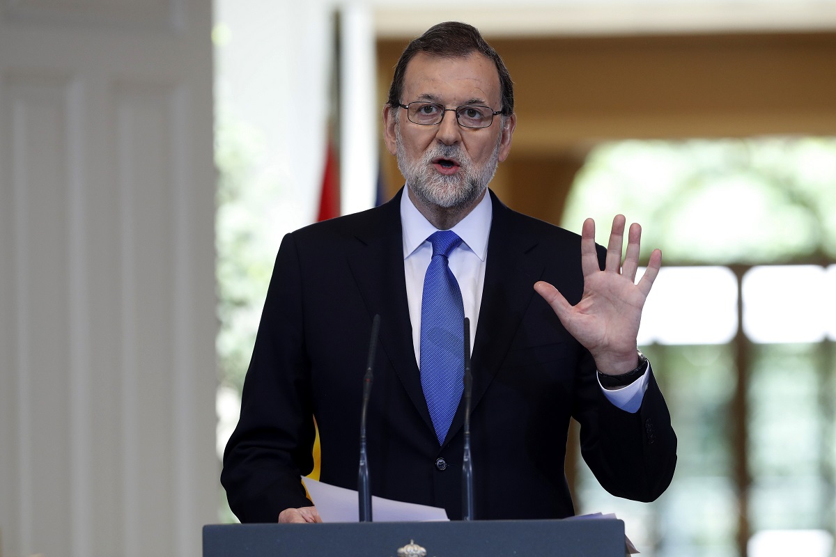 El presidente del Gobierno, Mariano Rajoy, durante su comparecencia hoy en Moncloa para hacer balance del curso político y exponer sus perspectivas de futuro