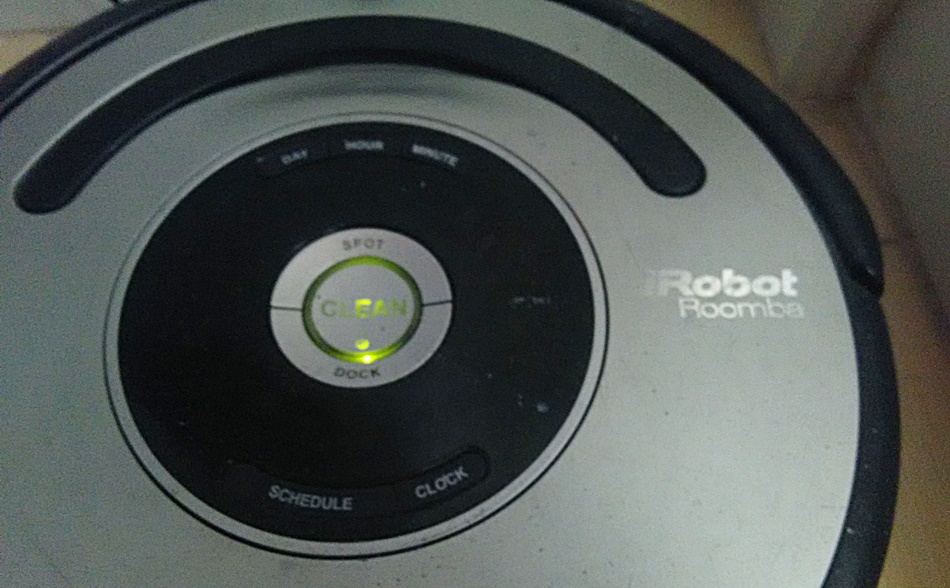 El aspirador Roomba de iRobots es, probablemente, el más conocido del mercado y ahora se encuentra en el centro de la polémica por los datos que recopila. 