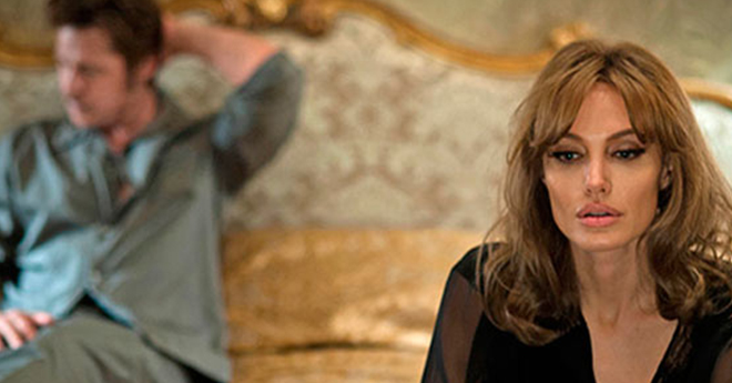 Angelina Jolie en una escena de su filme "Frente al mar" Angelina Jolie en una escena de su filme "Frente al mar"