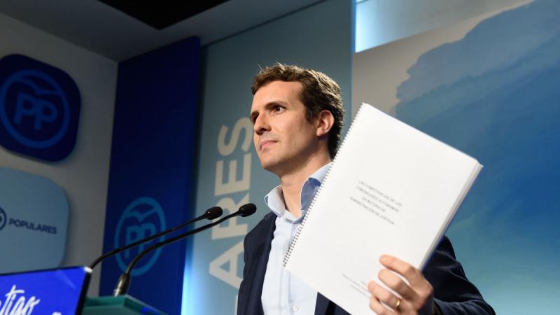 El vicesecretario de comunicación del Partido Popular, Pablo Casado, durante la rueda de prensa que ha ofrecido esta mañana. EFE