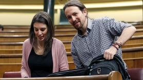 Irene Montero y Pablo Iglesias, en un pleno del Congreso.