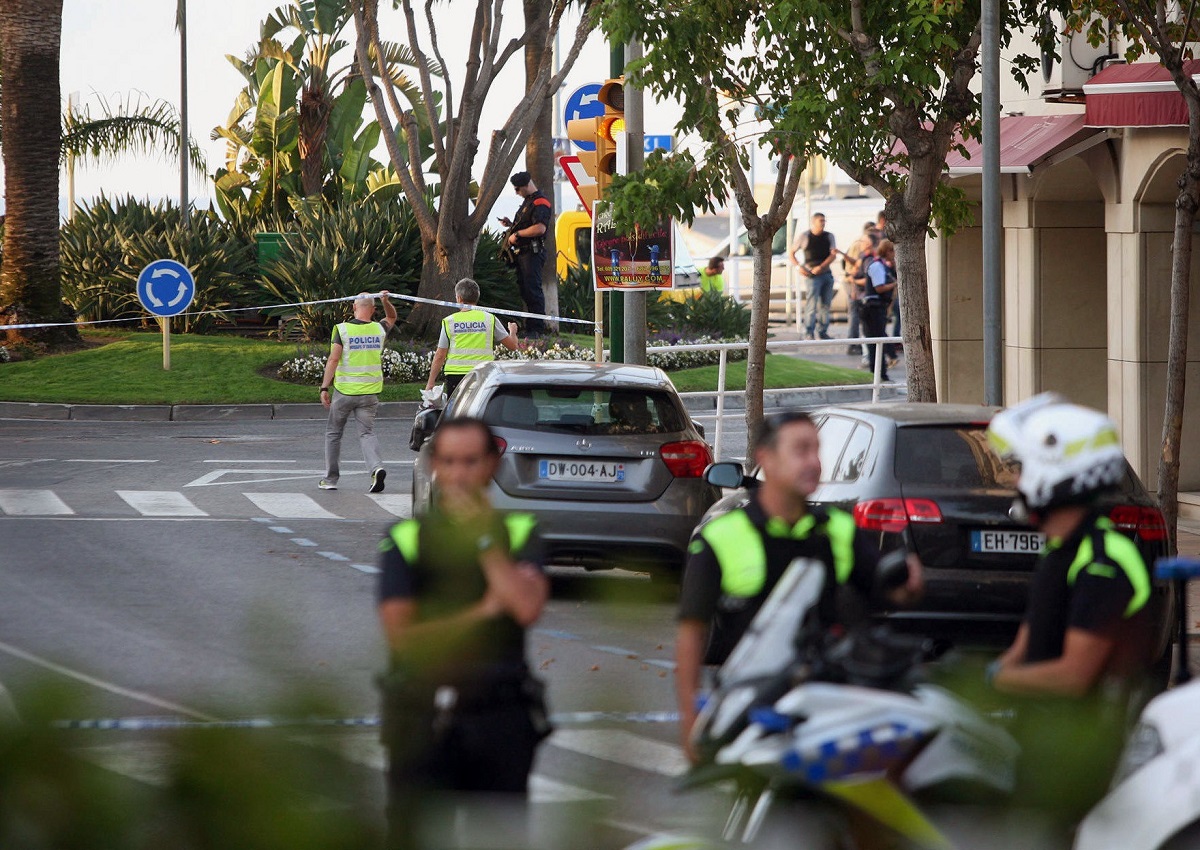 Zona acordonada donde se produjo el tiroteo en Cambrils