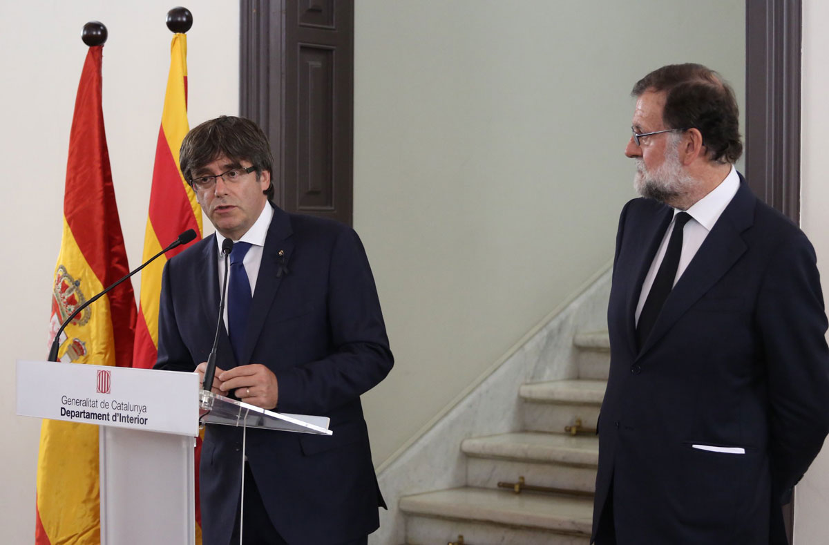 Declaración conjunta del presidente del Gobierno, Mariano Rajoy, y el de la Generalitat de Cataluña, Carles Puigdemont - Twitter @govern