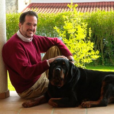 Imagen del perfil de Twitter del eurodiputado del PP Carlos Iturgaiz. 