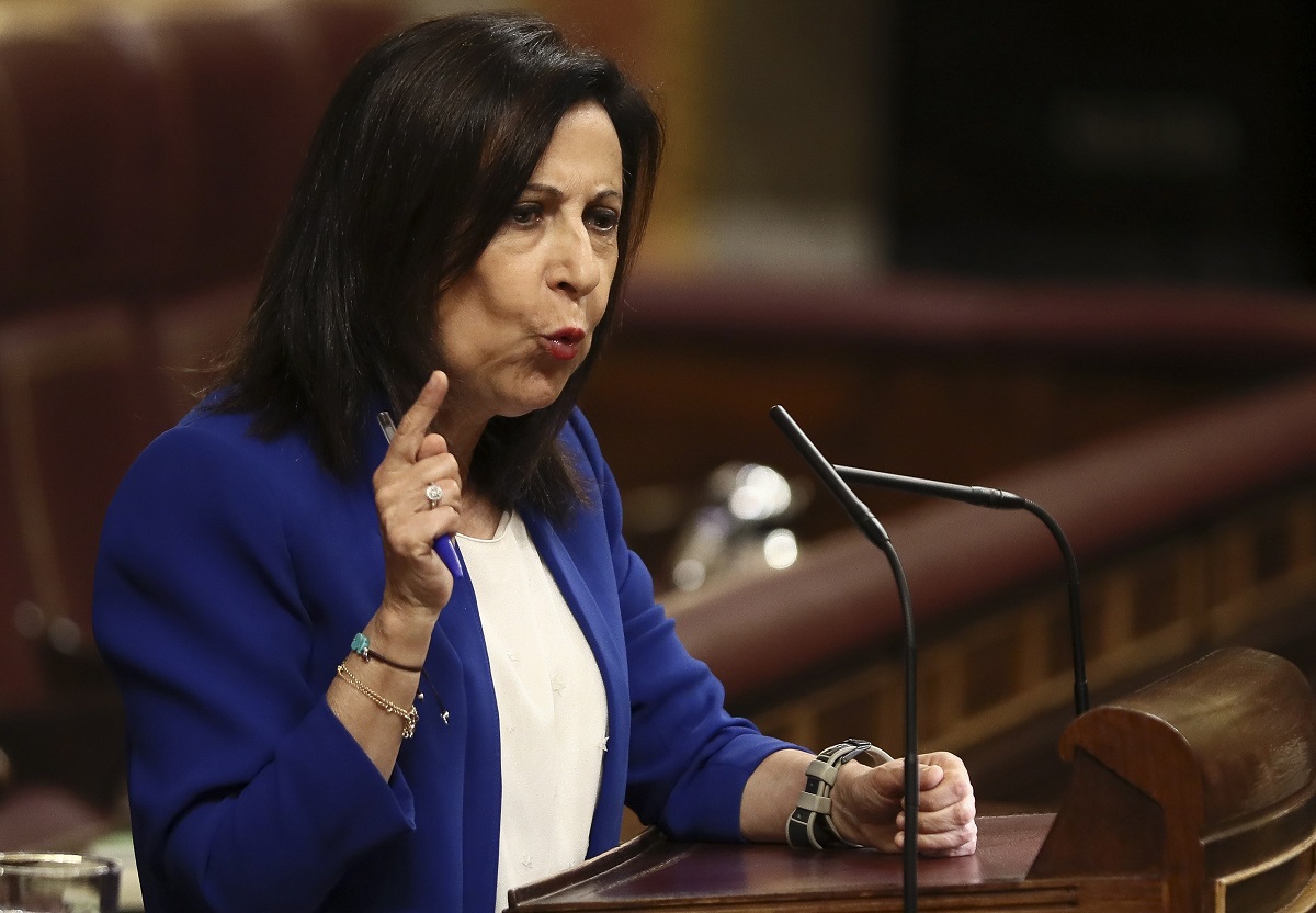 La portavoz parlamentaria socialista, Margarita Robles, durante su intervención en el pleno extraordinario del Congreso