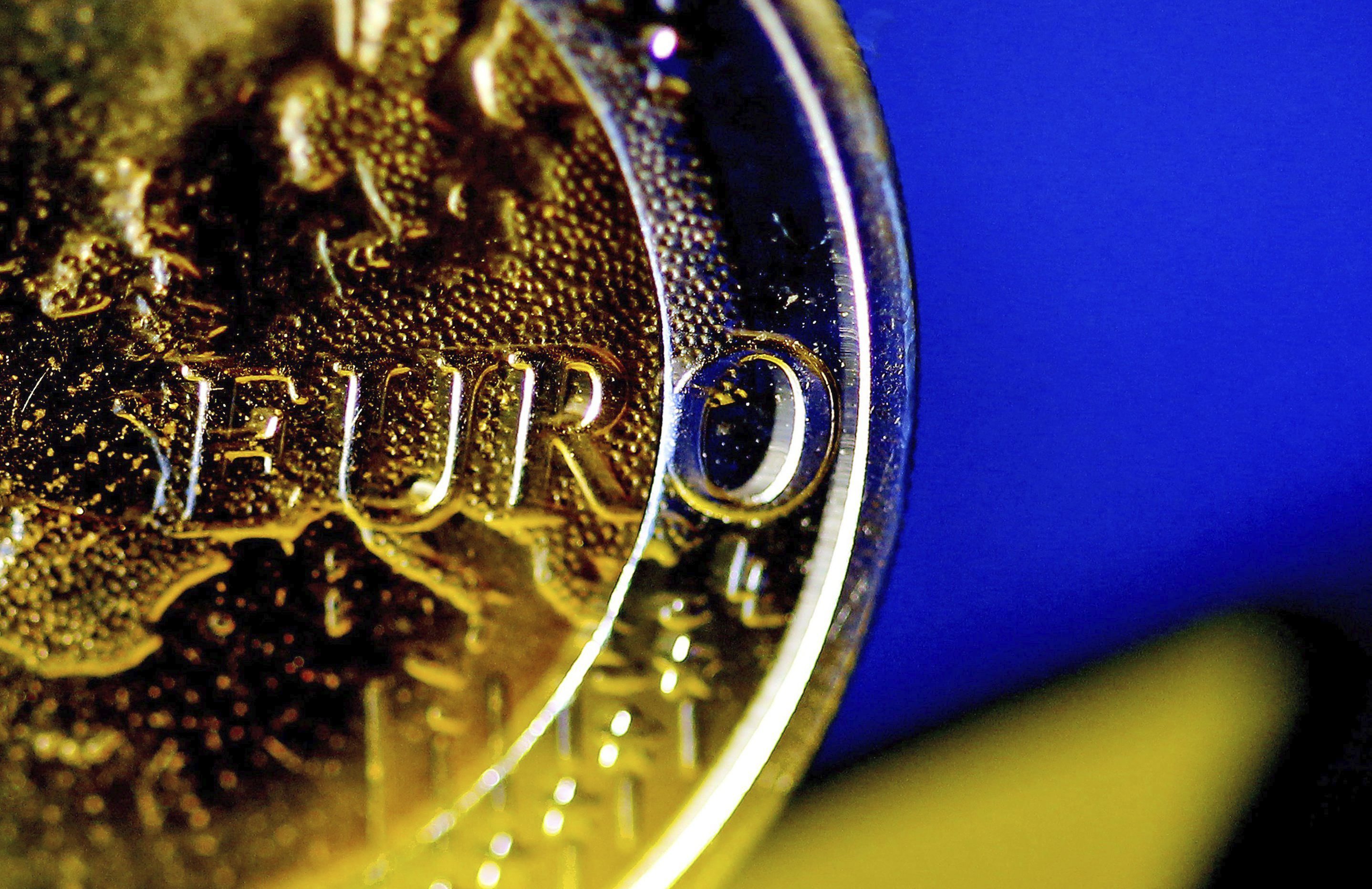 Detalle de una moneda de euro. EFE
