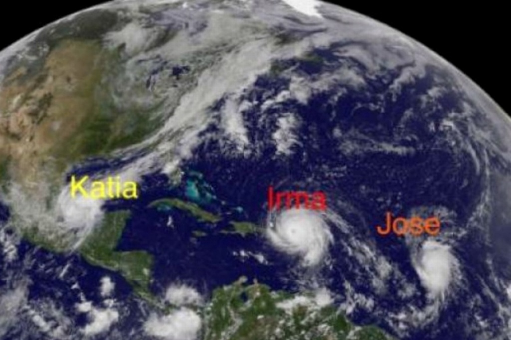 Tres huracanes simultáneos en el Océano Atlántico