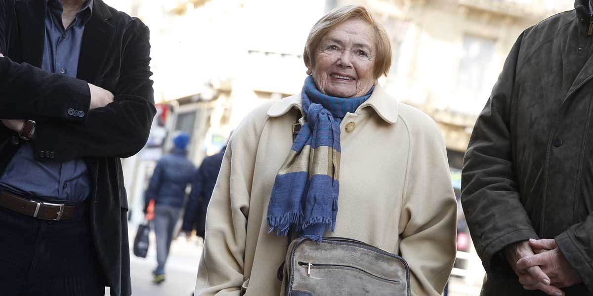 María Teresa Castells, propietaria de la librería Lagun de San Sebastián y viuda de Ramón Recalde, intelectual y político socialista. EFE/Archivo