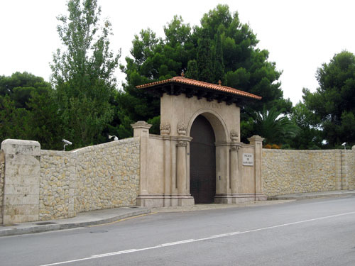 Entrada a los Jardines del Palacio de Marivent