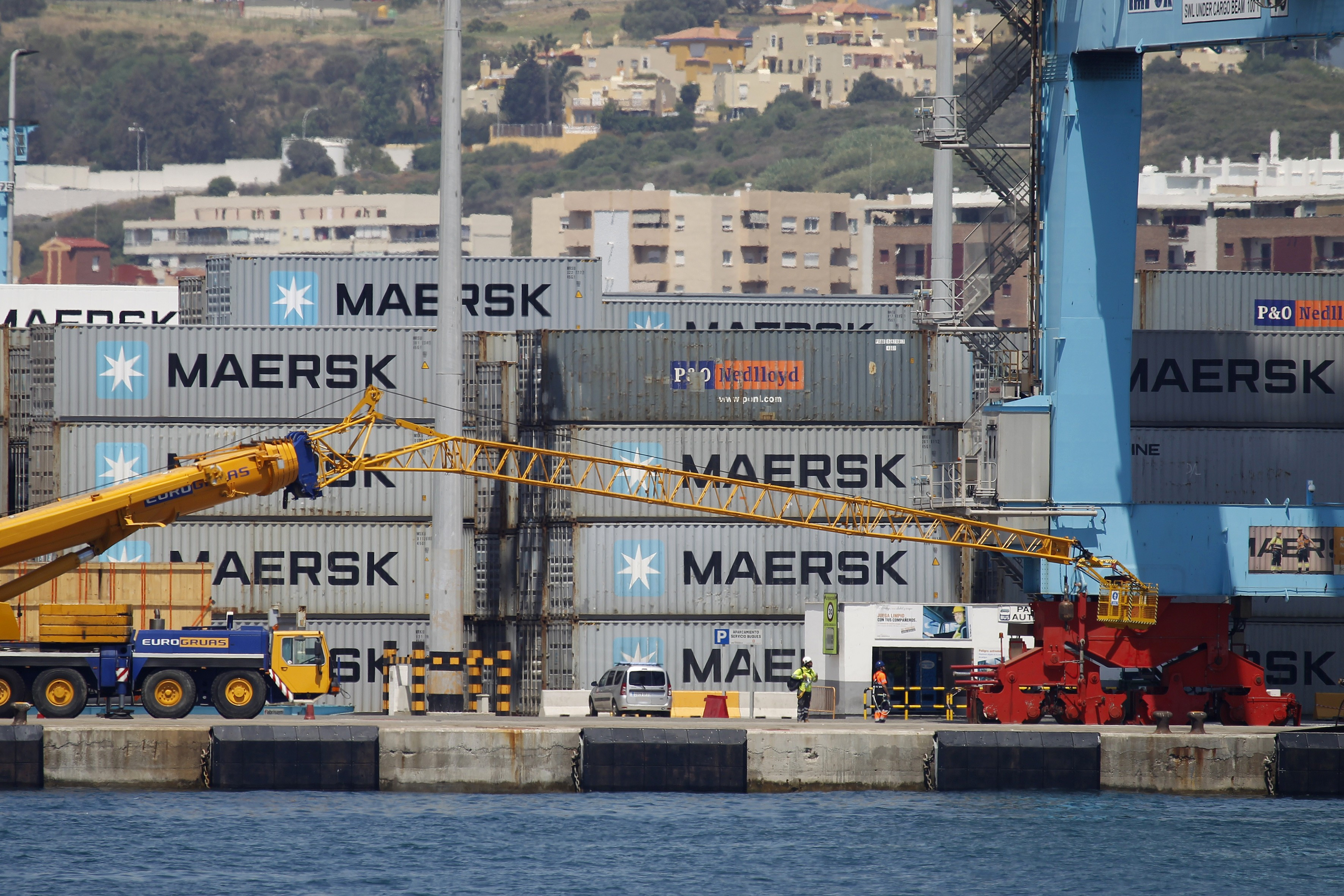 Terminal de contenedores en el puerto de Algeciras