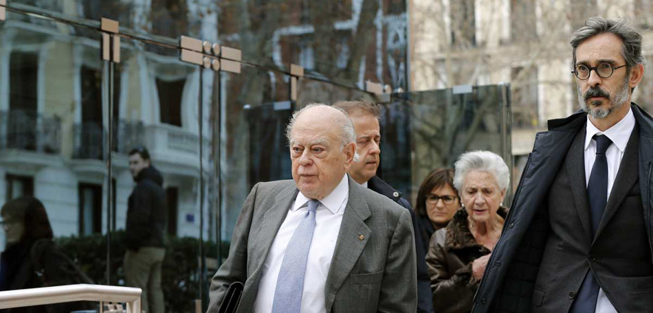 El expresidente catalán Jordi Pujol y su mujer, Marta Ferrusola