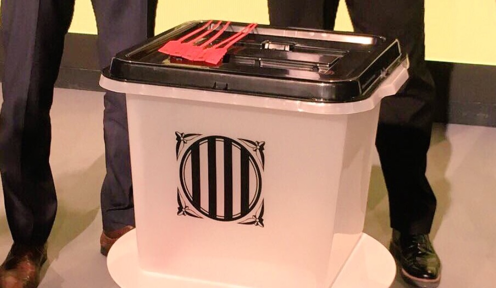 Una de las urnas usadas en el referéndum del 1-O