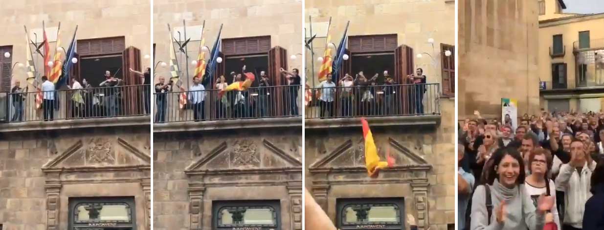 Secuencia del balcón de Tárrega (Lleida) cuando un independentista retiró la bandera de España y la tiró al suelo entre aplausos de la multitud
