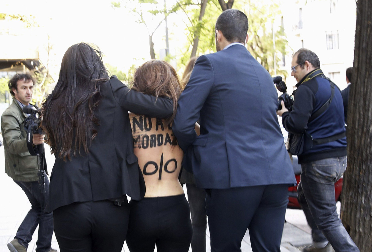 La activista de Femen detenida en un acto el 23 de abril de 2015