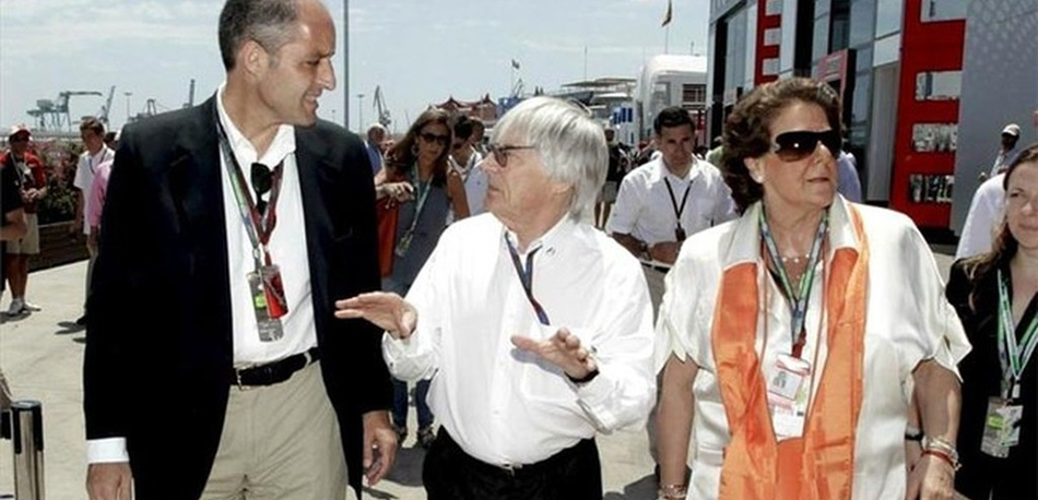 Francisco Camps y Rita Barberá con Bernie Ecclestone. 