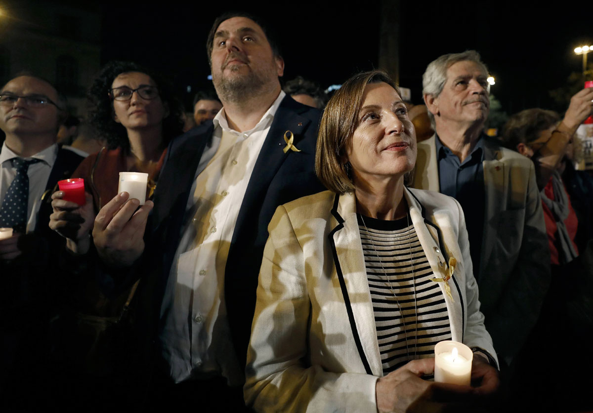 Marta Roviera junto al exvicepresidente oriol Junqueras y la expresidenta del Parlament Carme Forcadell