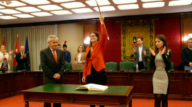 La socialista Noelia Posse, investida alcaldesa de Móstoles