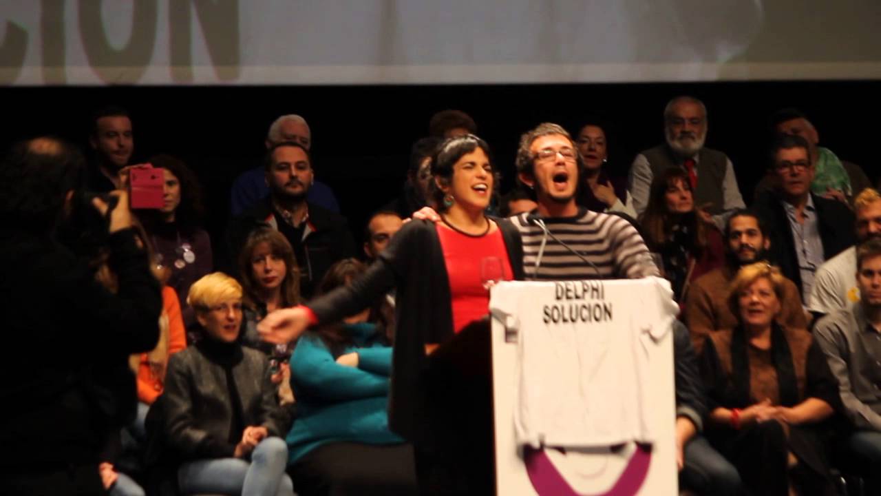 Teresa Rodríguez, líder de Podemos Andalucía, y José María González 'Kichi', alcalde de Cádiz, en un acto público.