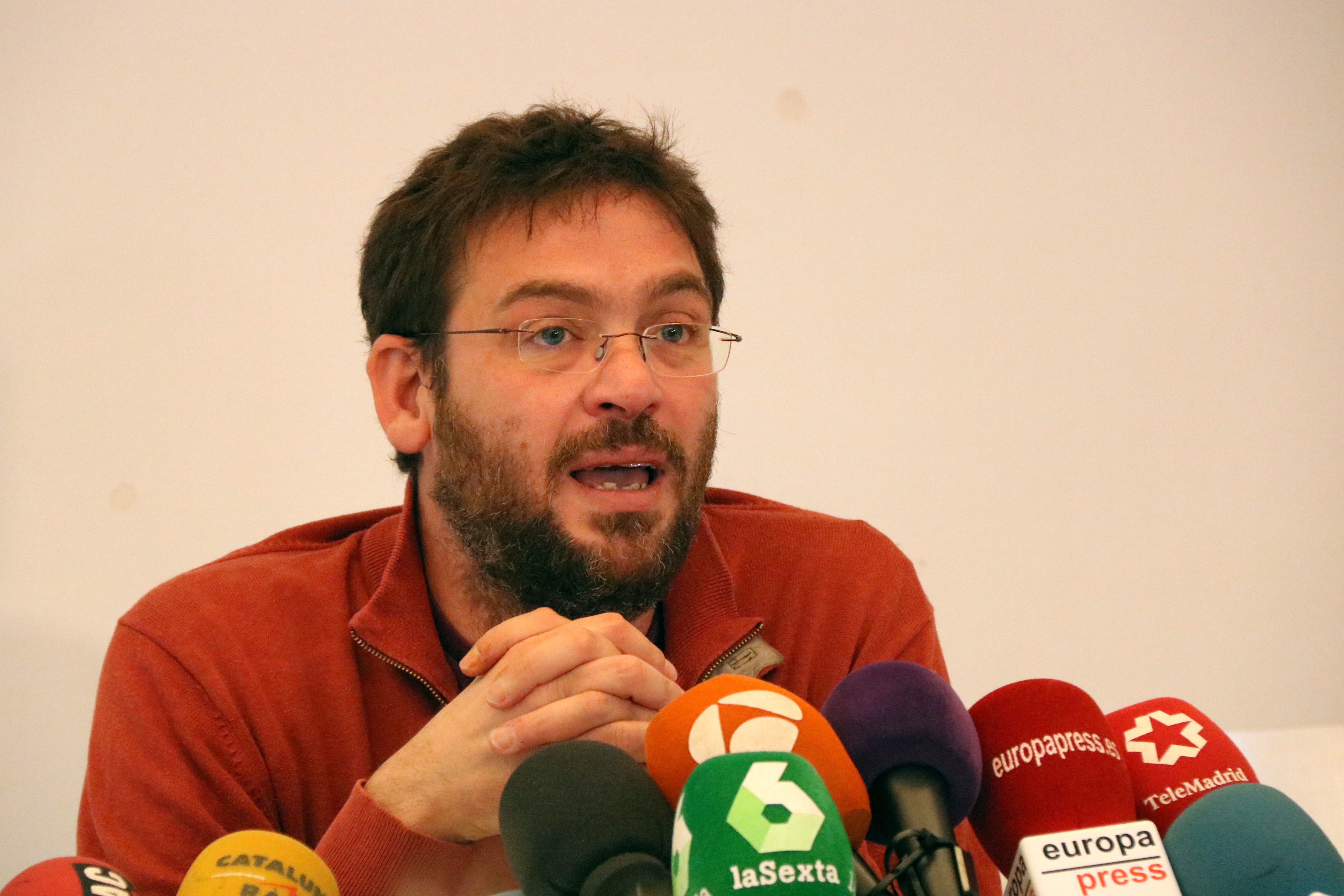 Albano Dante Fachin dimiteix com a líder de Podem i es dona de baixa del partit 