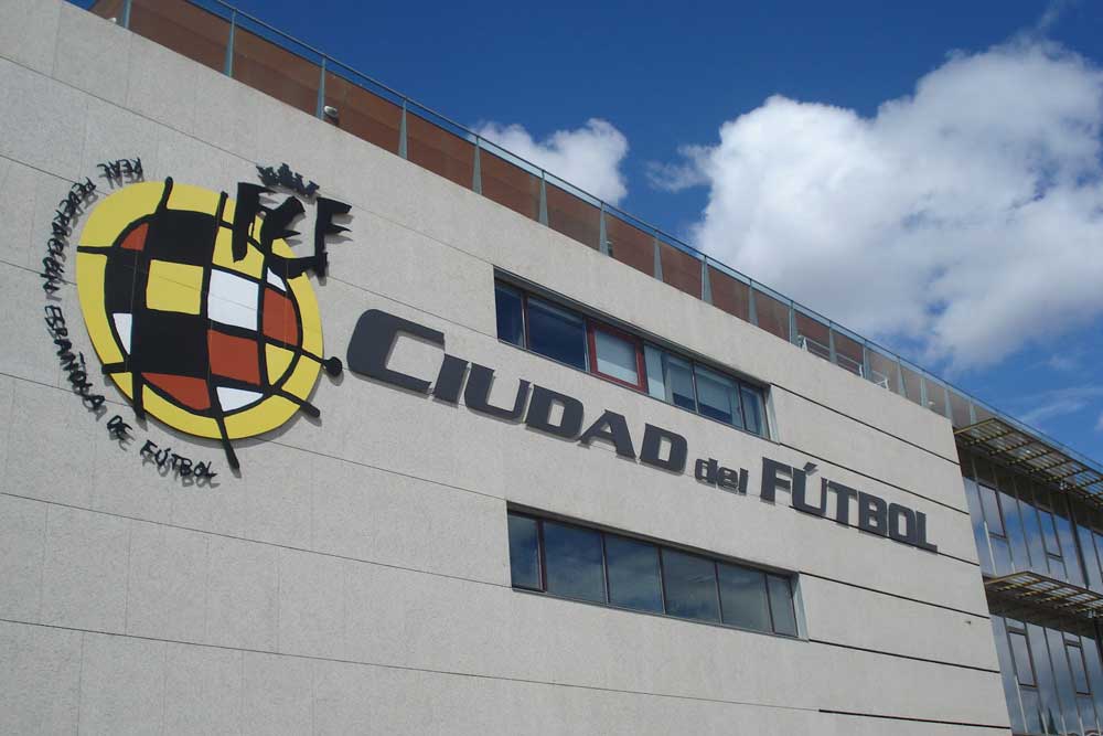 Fachada de la Real Federación Española de Fútbol