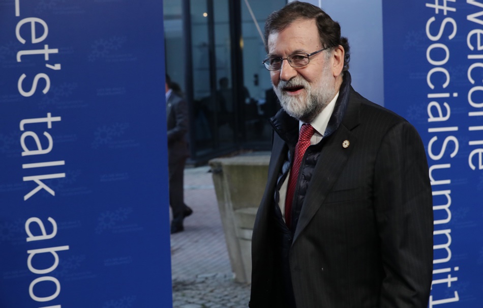 El presidente del Gobierno, Mariano Rajoy, a su llegada a la Cumbre Social Europea de Gotemburgo (Suecia). 