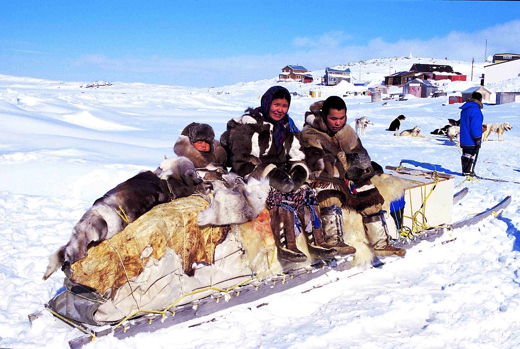 Inuits prisioneros en sus aldeas por el cambio climático