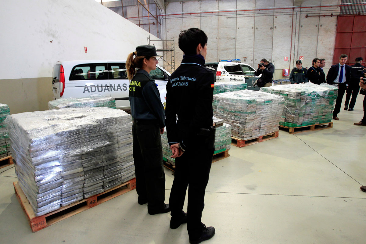 Incautan 5,8 toneladas de cocaína, el segundo mayor alijo interceptado en España.