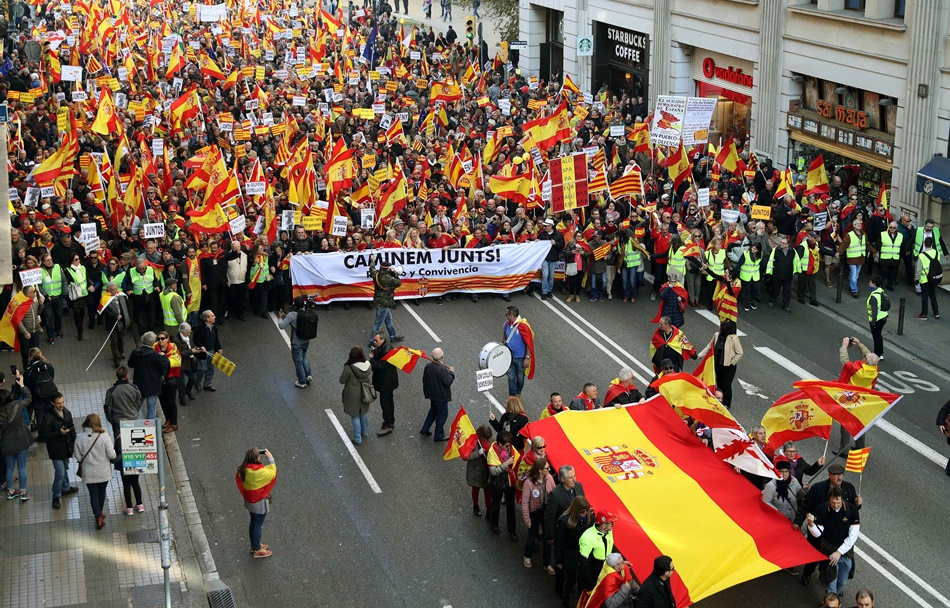 Manifestación en Barcelona el día de la Constitución