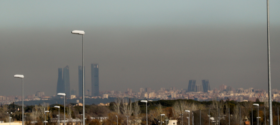 Vista de la capa de contaminación que cubre la ciudad de Madrid