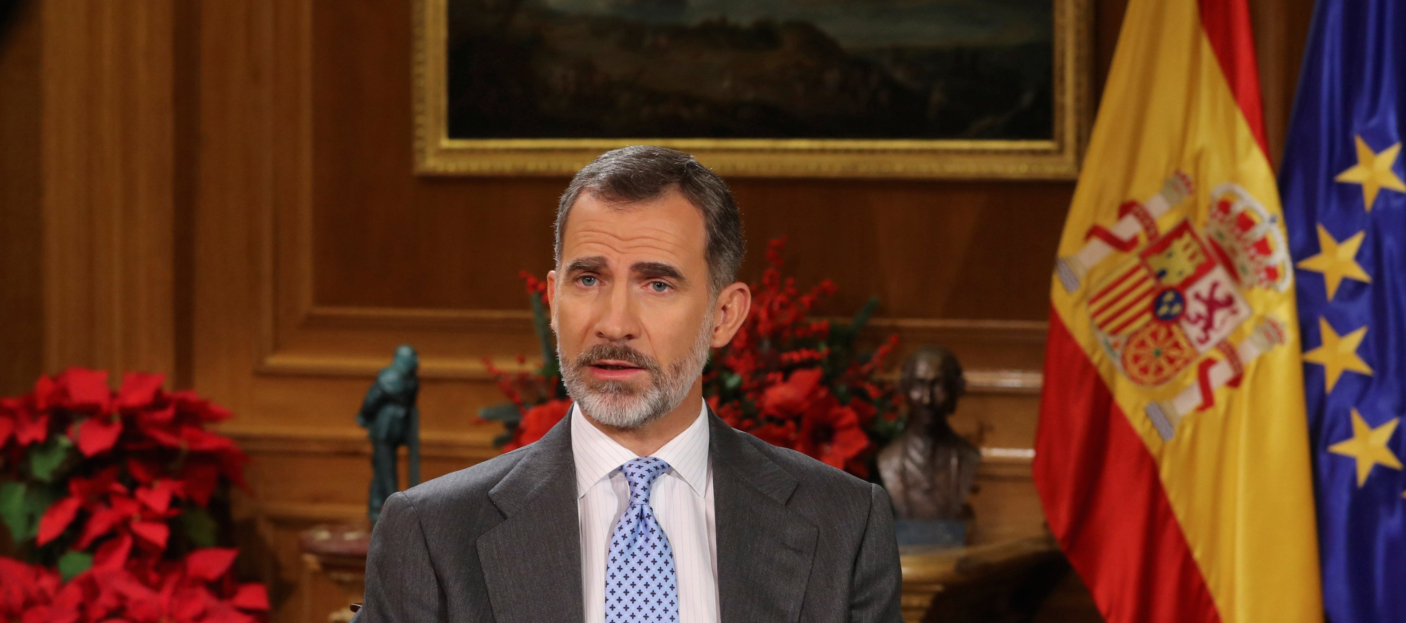 El Rey Felipe VI, durante su tradicional mensaje de Navidad desde el Palacio de La Zarzuela. 