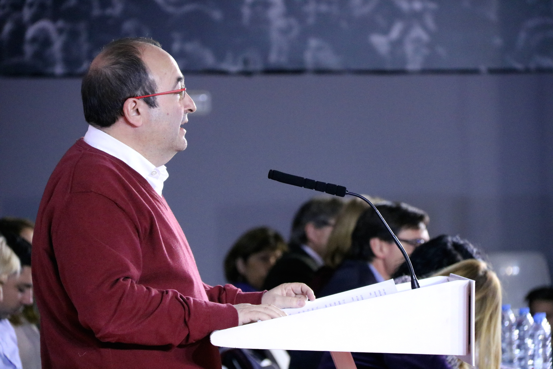 Miquel Iceta, primer secretari del PSC, explica el rumb dels socialistes al consell nacional.