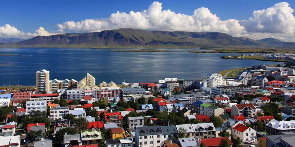 Panorámica de la ciudad de Reikiavik, capital de Islandia