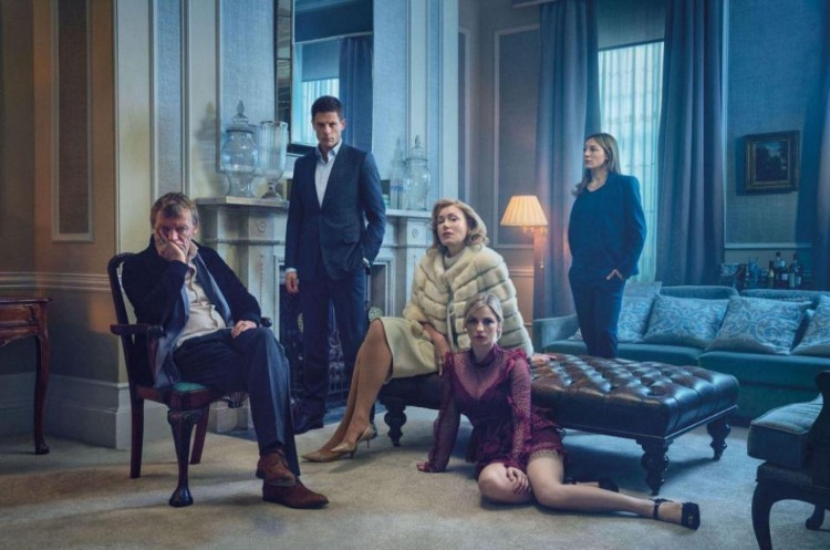 Los principales protagonistas de ‘McMafia’.