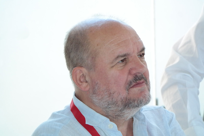Jose Luis Robertos, líder de España 2000