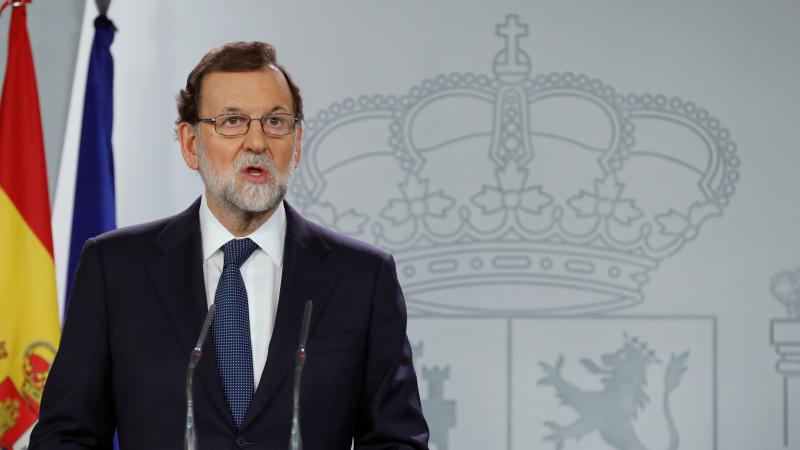 El presidente del Gobierno, Mariano Rajoy, durante su comparecencia ante los medios tras la reunión extraordinaria del Consejo de Ministros